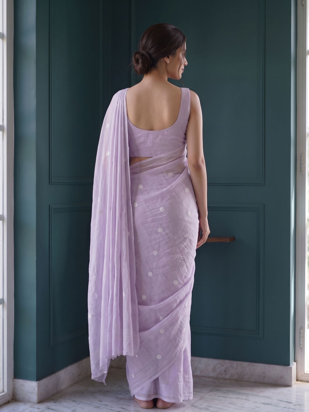 Lilac Bloom - Lavender Floral Original Dhakai Jamdani Saree