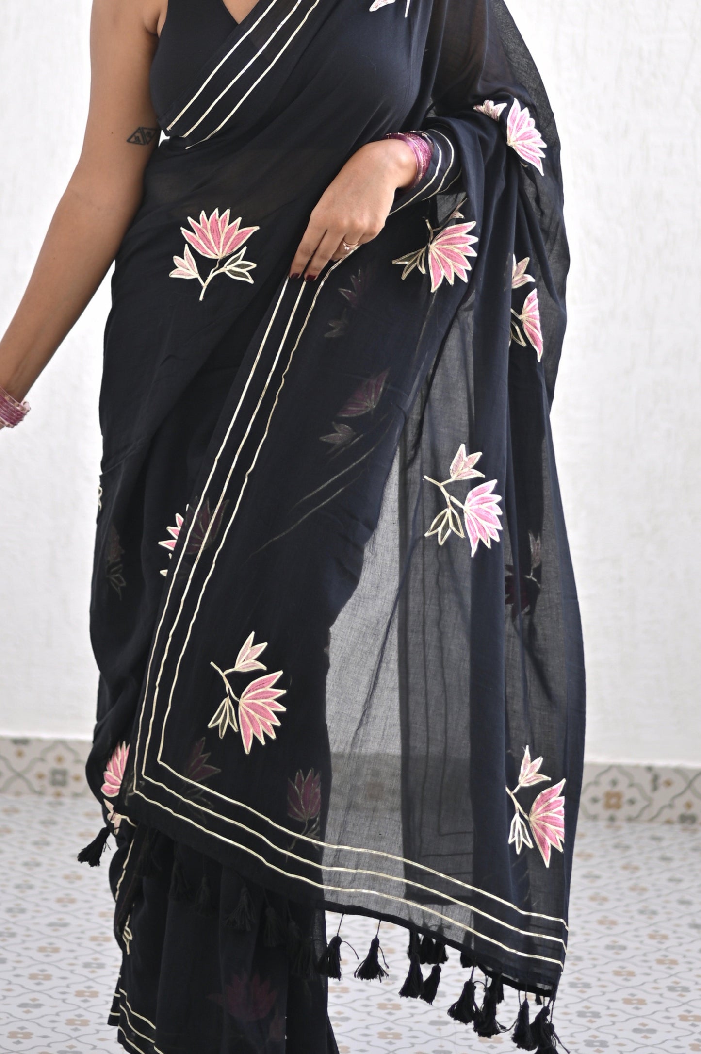 Onyx Chic Mul Saree