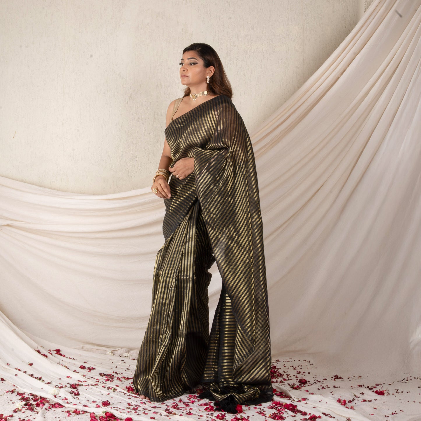 Saanjh Cotton Zari Saree