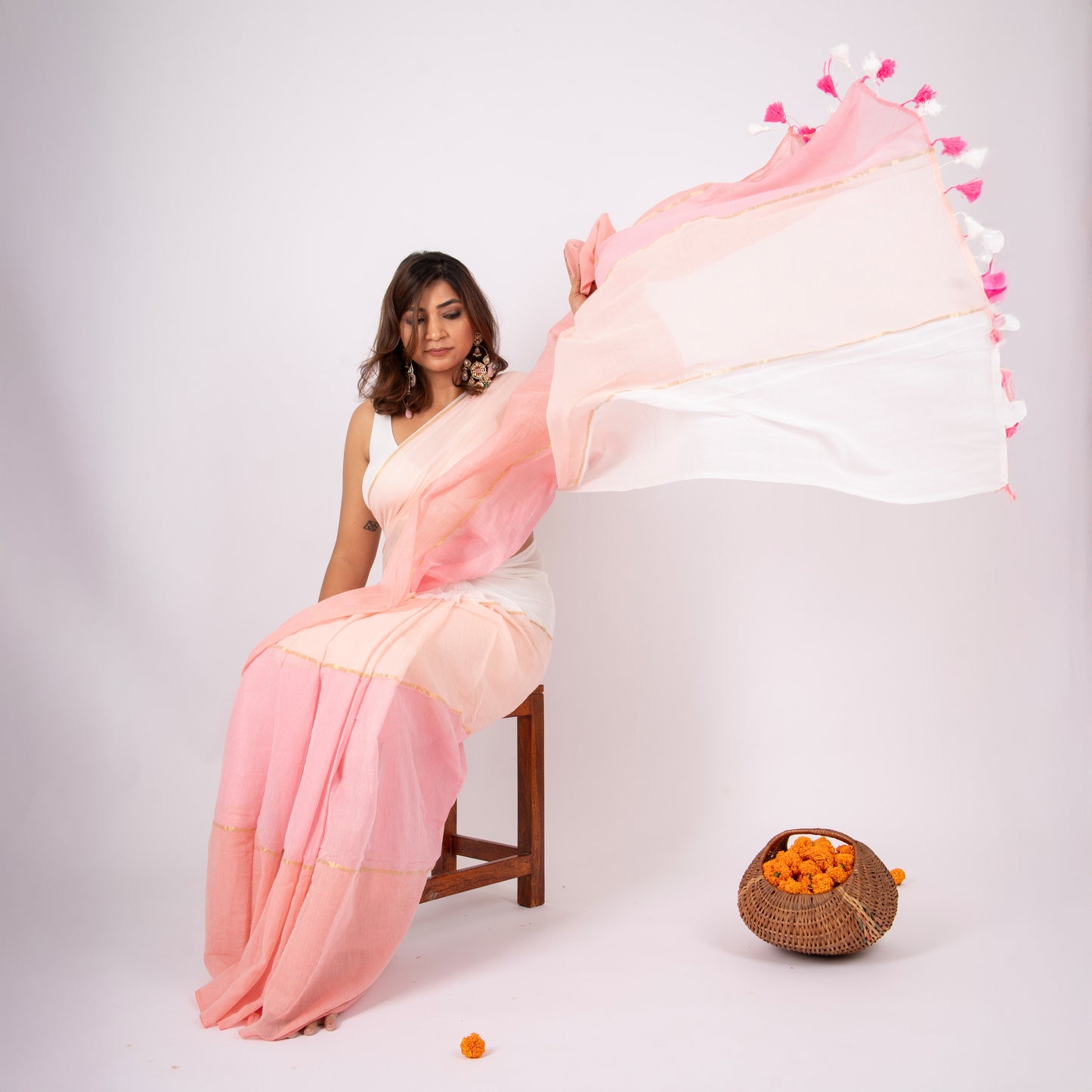 Raabta Mulmul Zari Saree