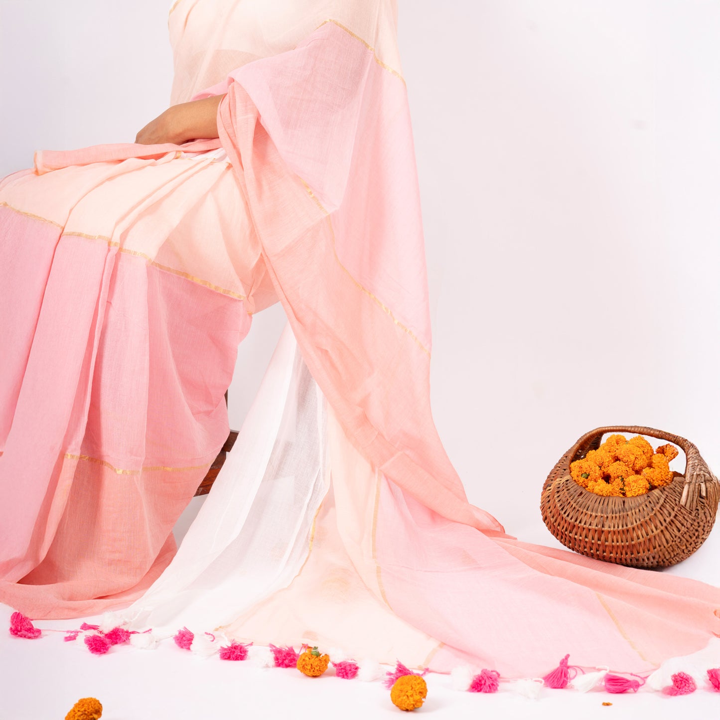 Raabta Mulmul Zari Saree
