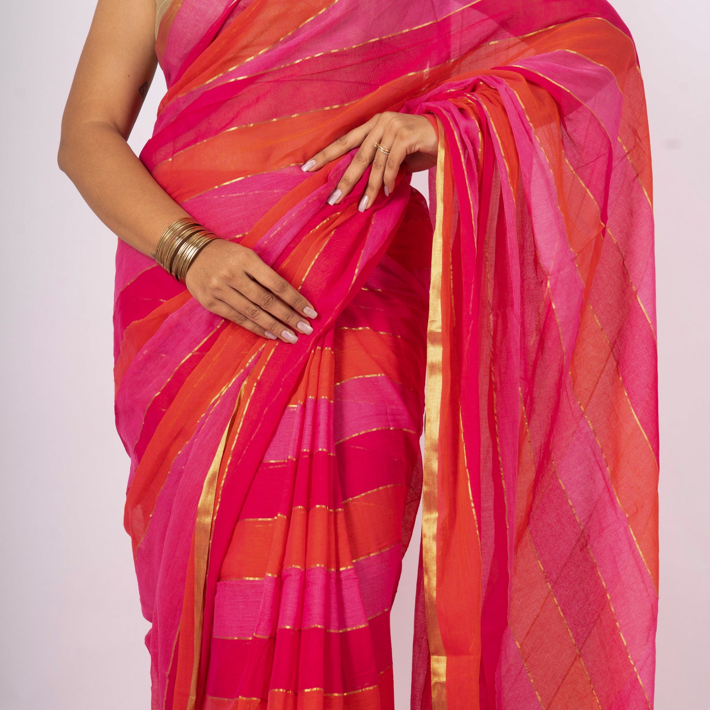 Sarini Mulmul Zari Saree