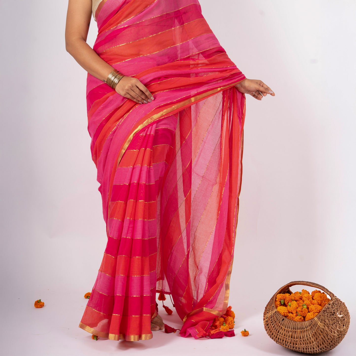 Sarini Mulmul Zari Saree