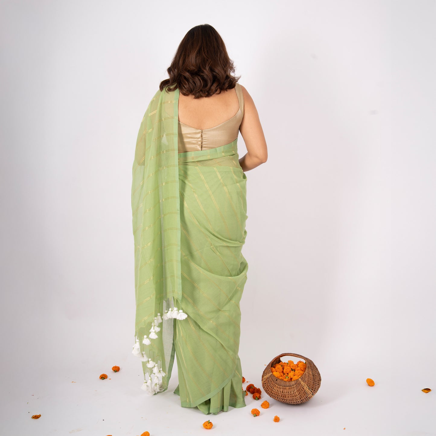 Raab Mulmul Zari Stripe Saree