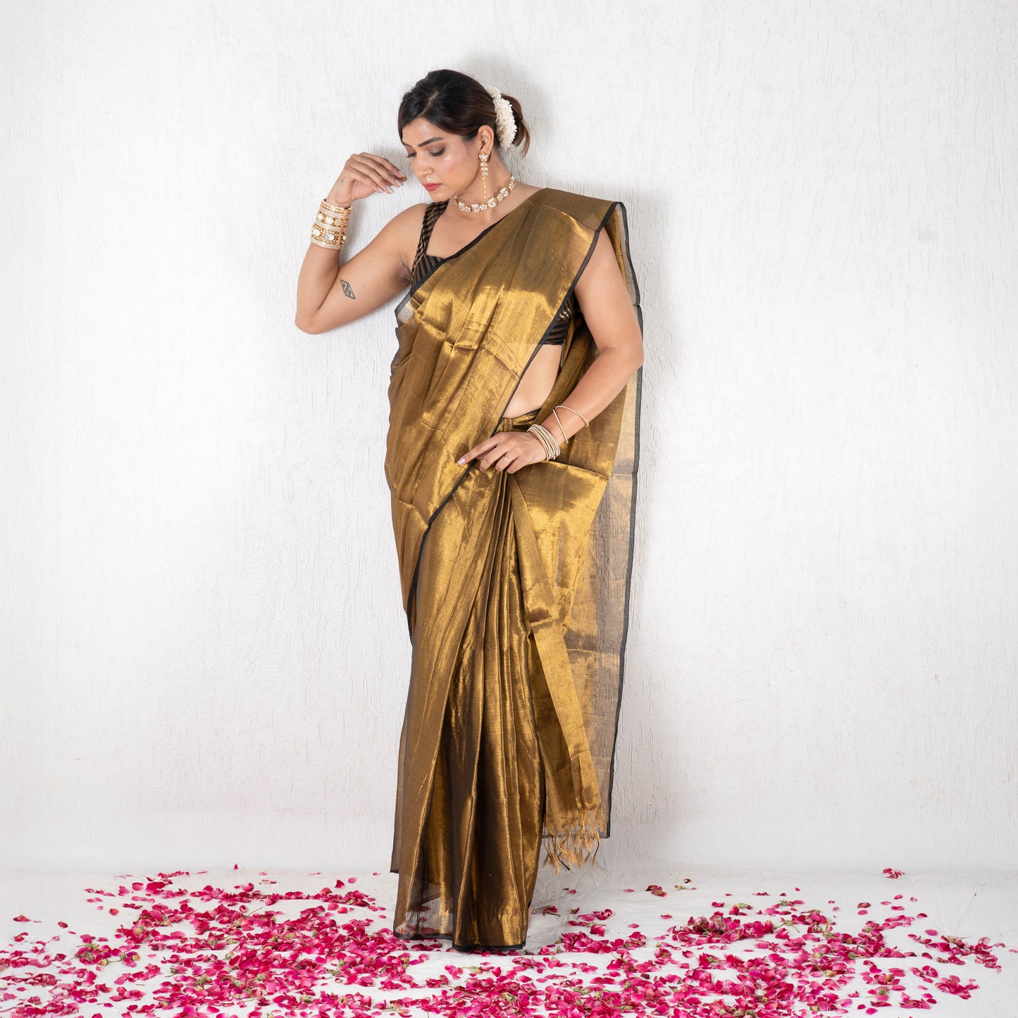 Zira Mulmul Tissue Saree