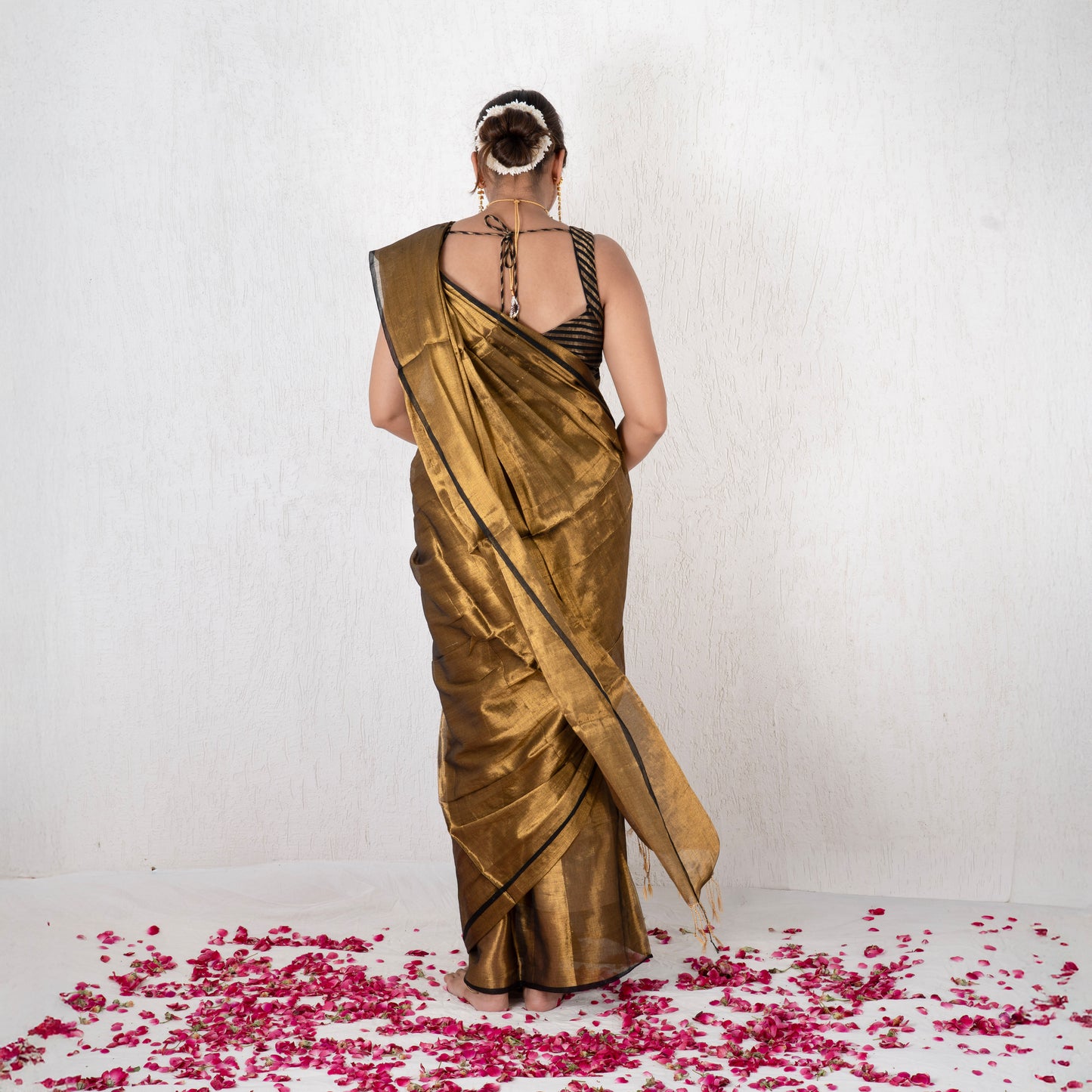 Zira Mulmul Tissue Saree