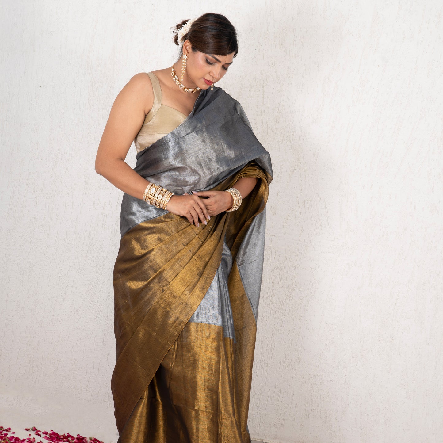 Amaira Mulmul Tissue Saree