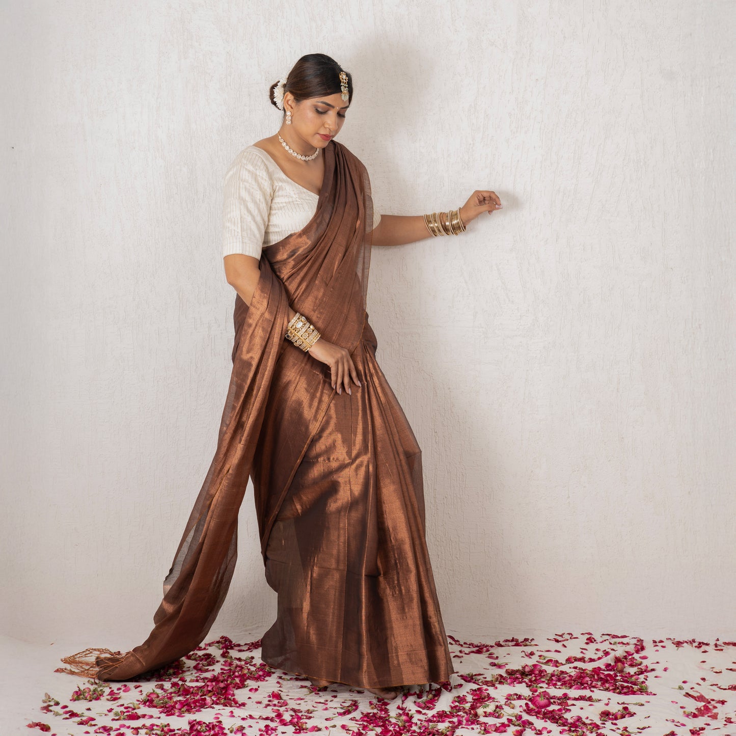Devina Mulmul Tissue Saree