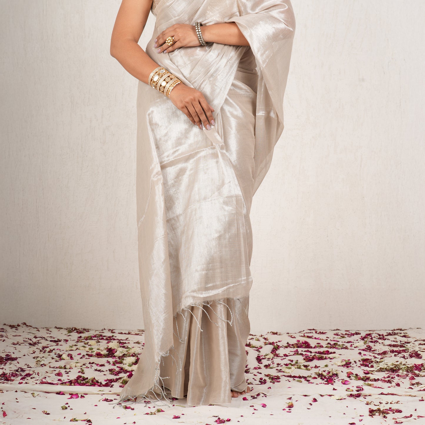 Shyra Mulmul Tissue Saree