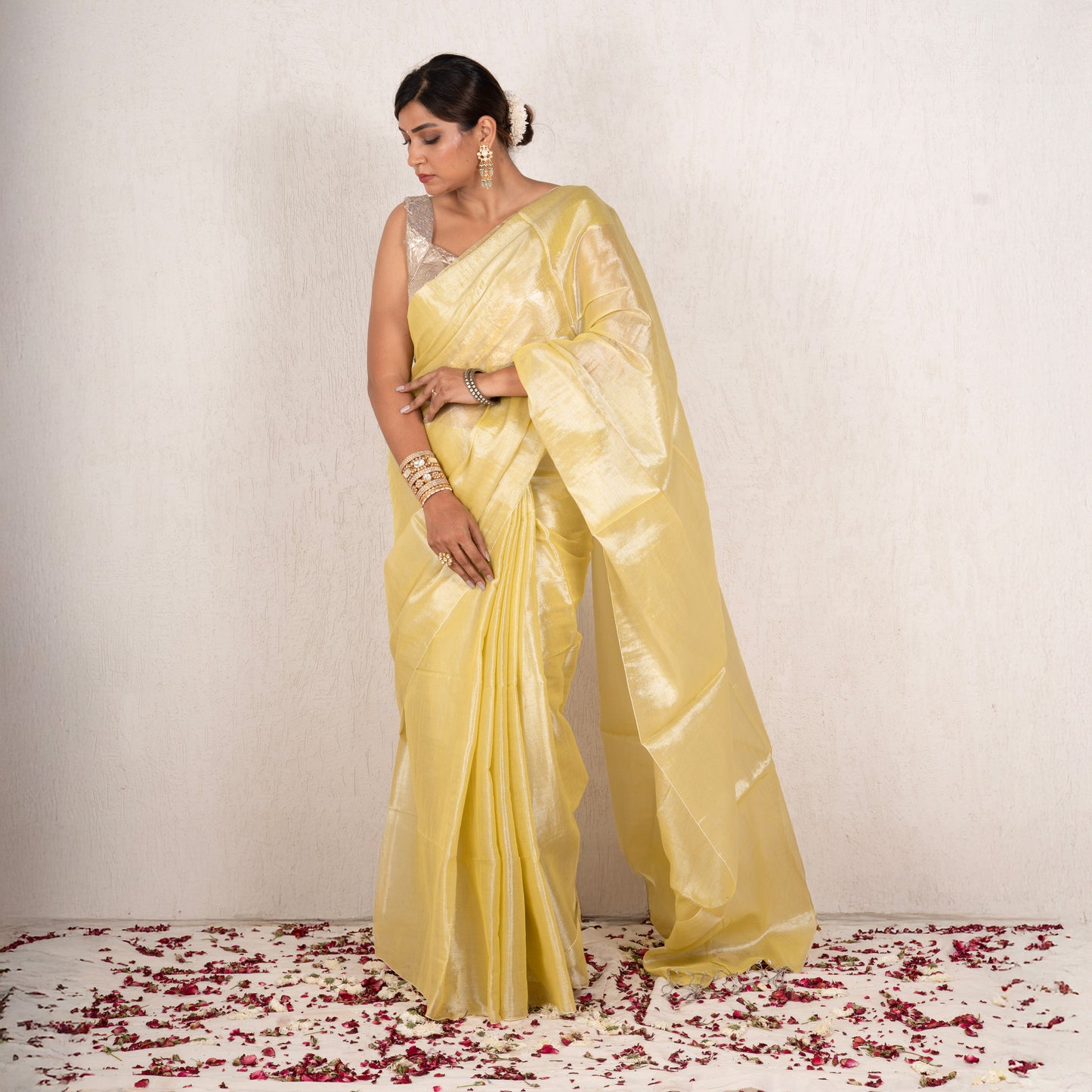 Navira Mulmul Tissue Saree