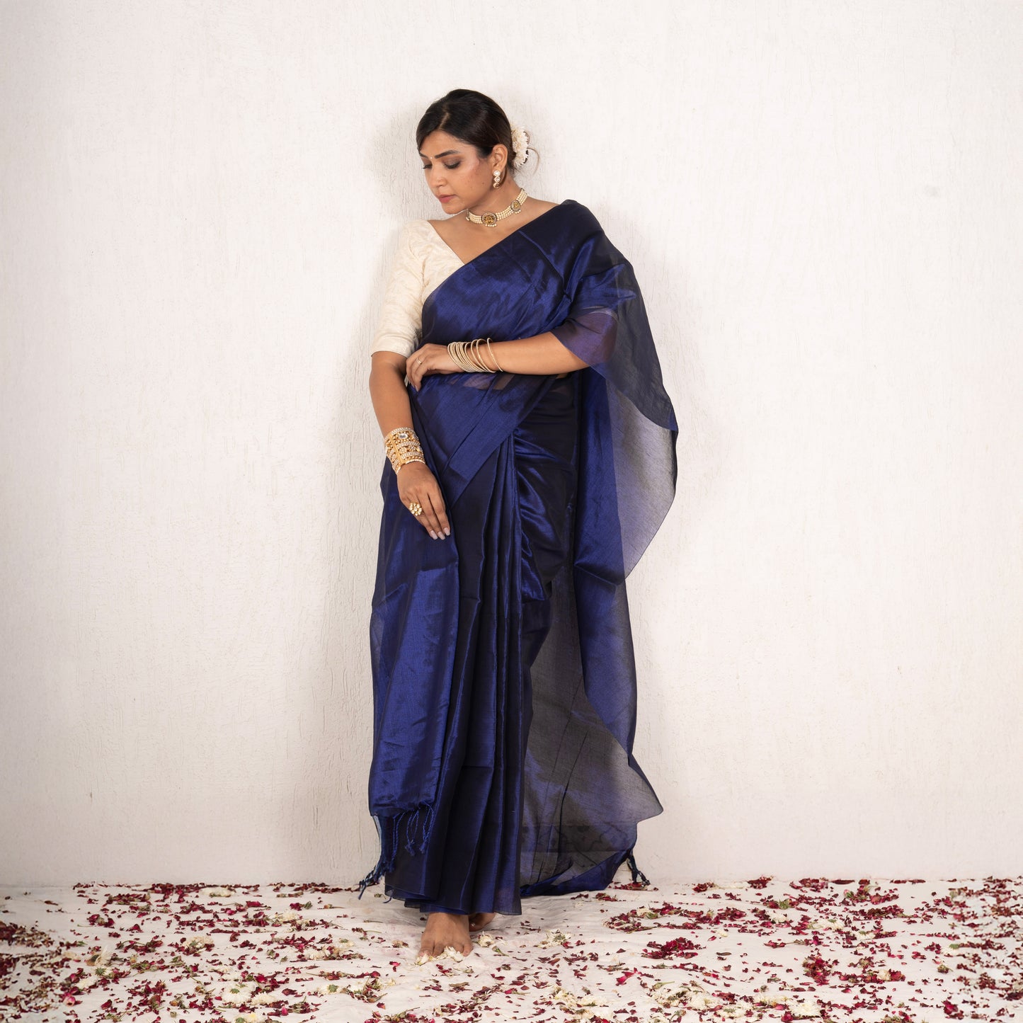 Vyomi Mulmul Tissue Saree