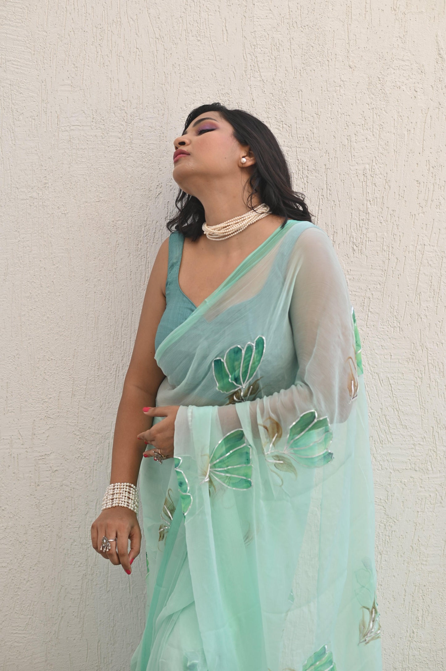 Tulips Of Lisse Pure Chiffon Saree