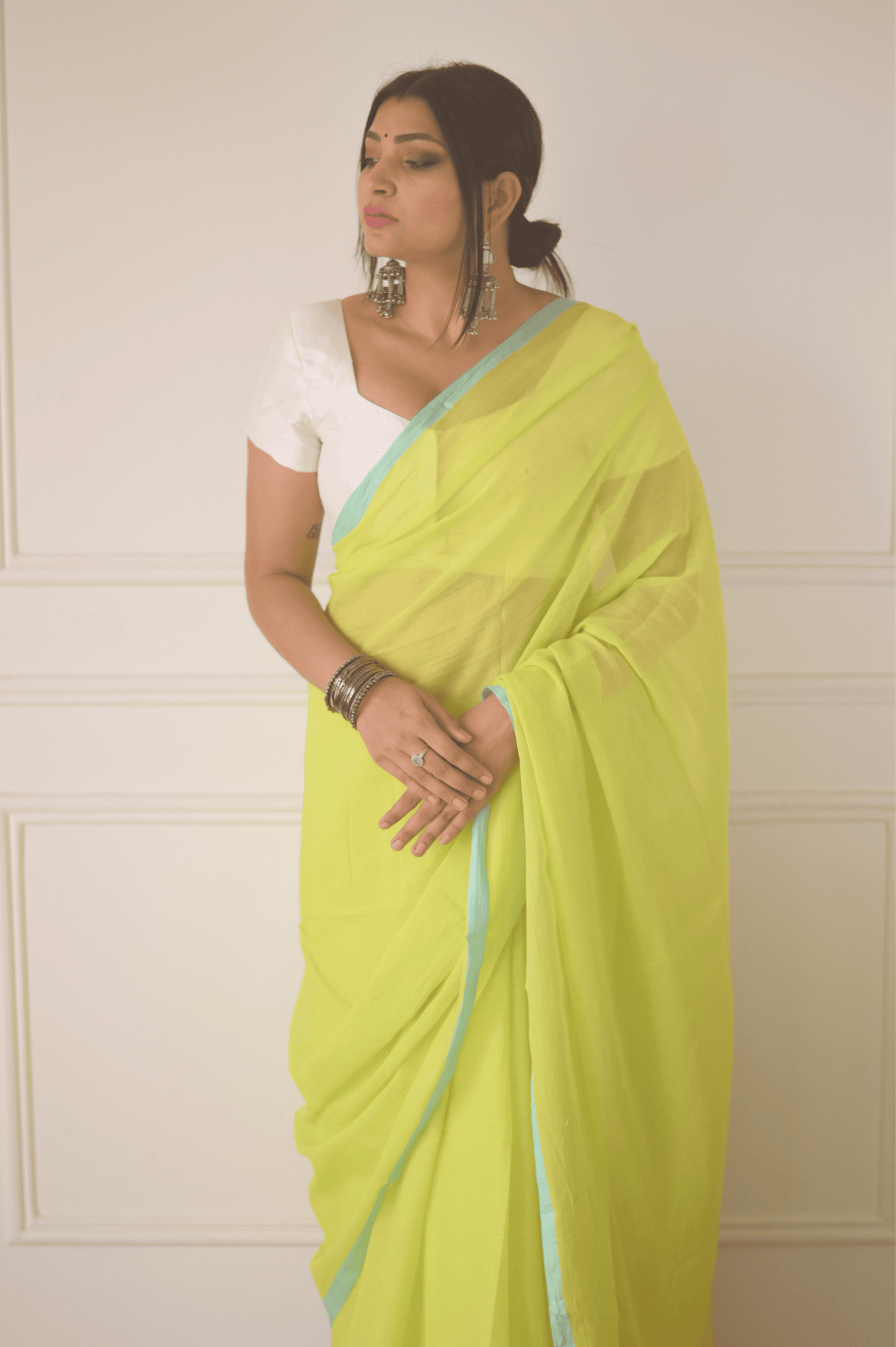 Limelight Mulmul Saree - Mayin India