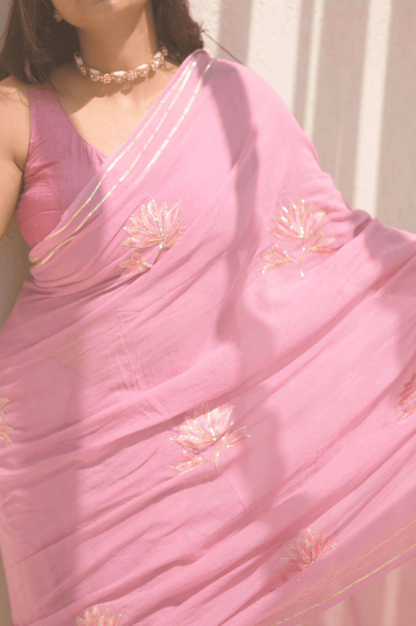 Mauve Kiss Mul Saree - Mayin India