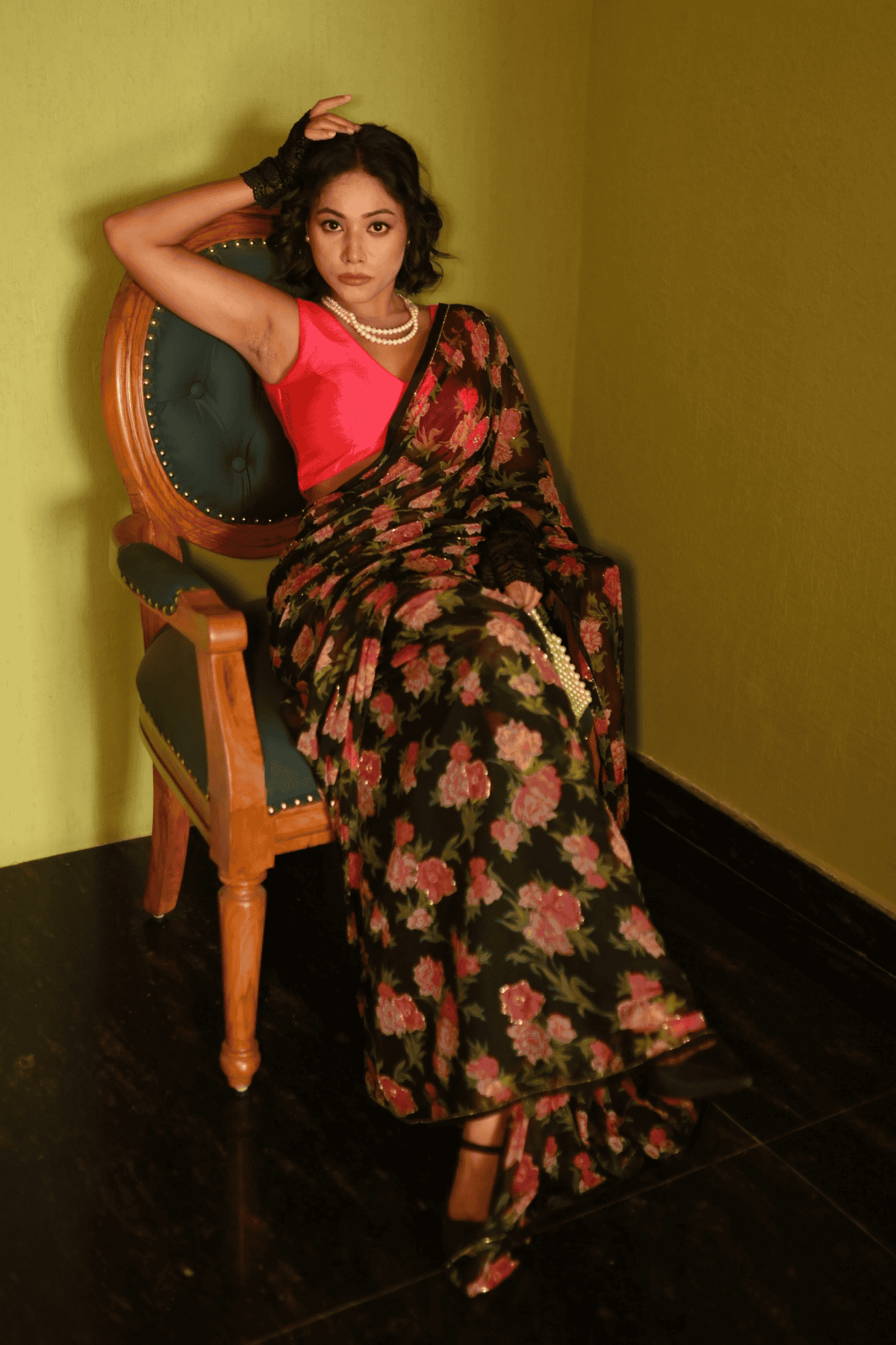 Vintage Noir Chiffon Saree