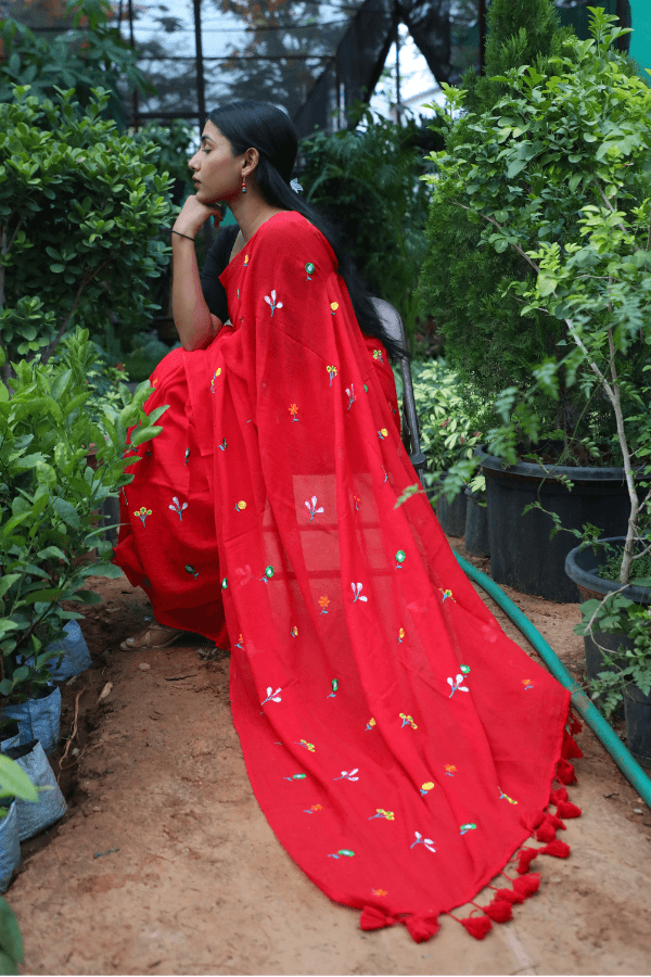 Gardenalia Red Mul Saree