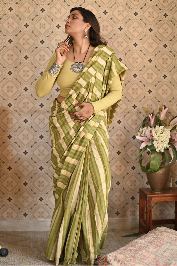Matcha latte Dabu Mulmul Saree