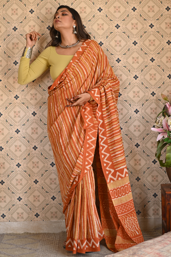 Mitti Dabu Mulmul Saree