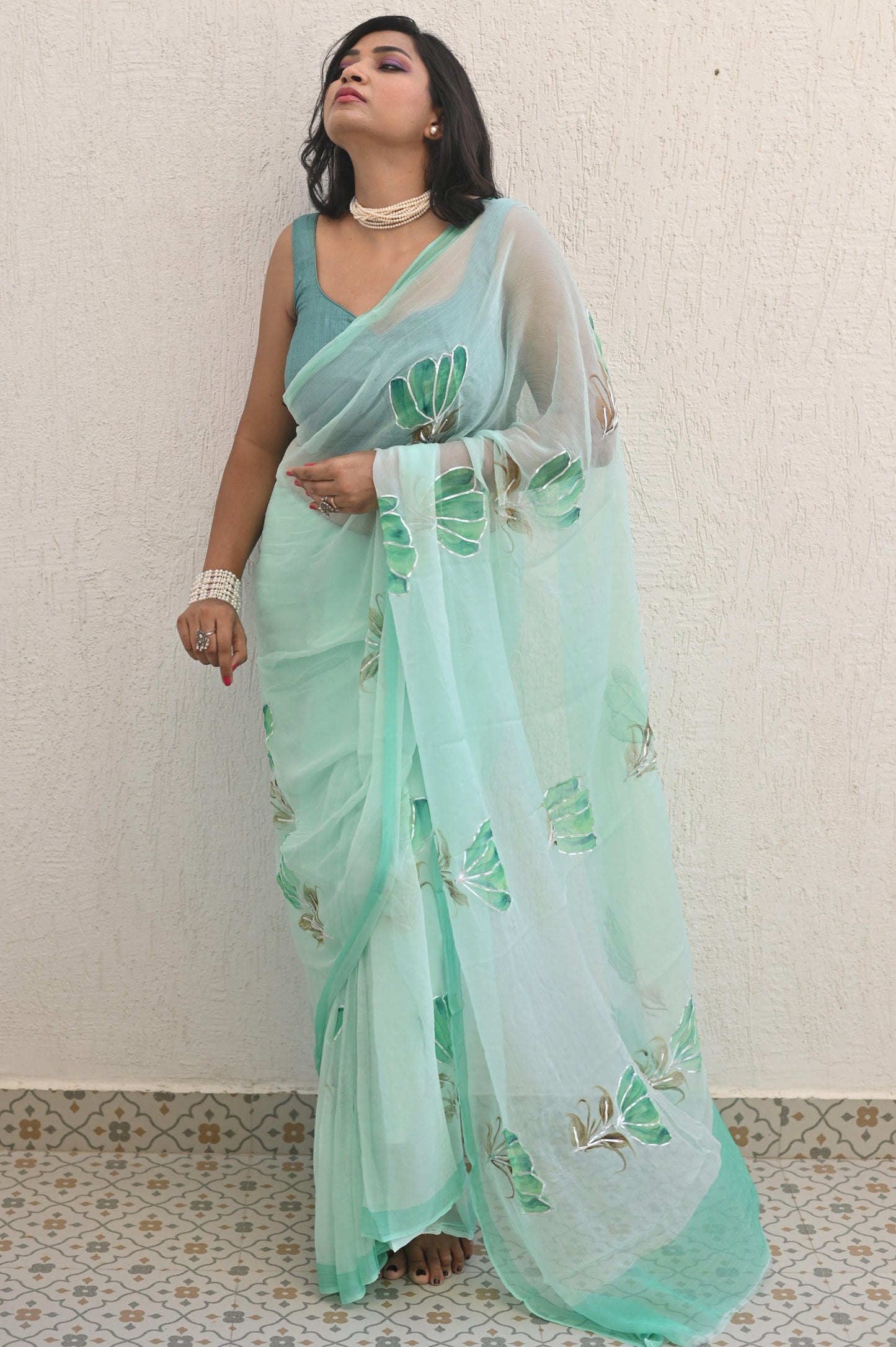 Tulips Of Lisse Pure Chiffon Saree