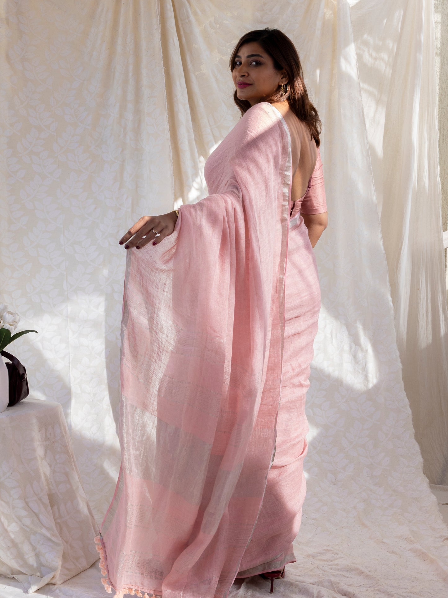 Poise - Pink Pure Handloom Linen Saree with Zari border