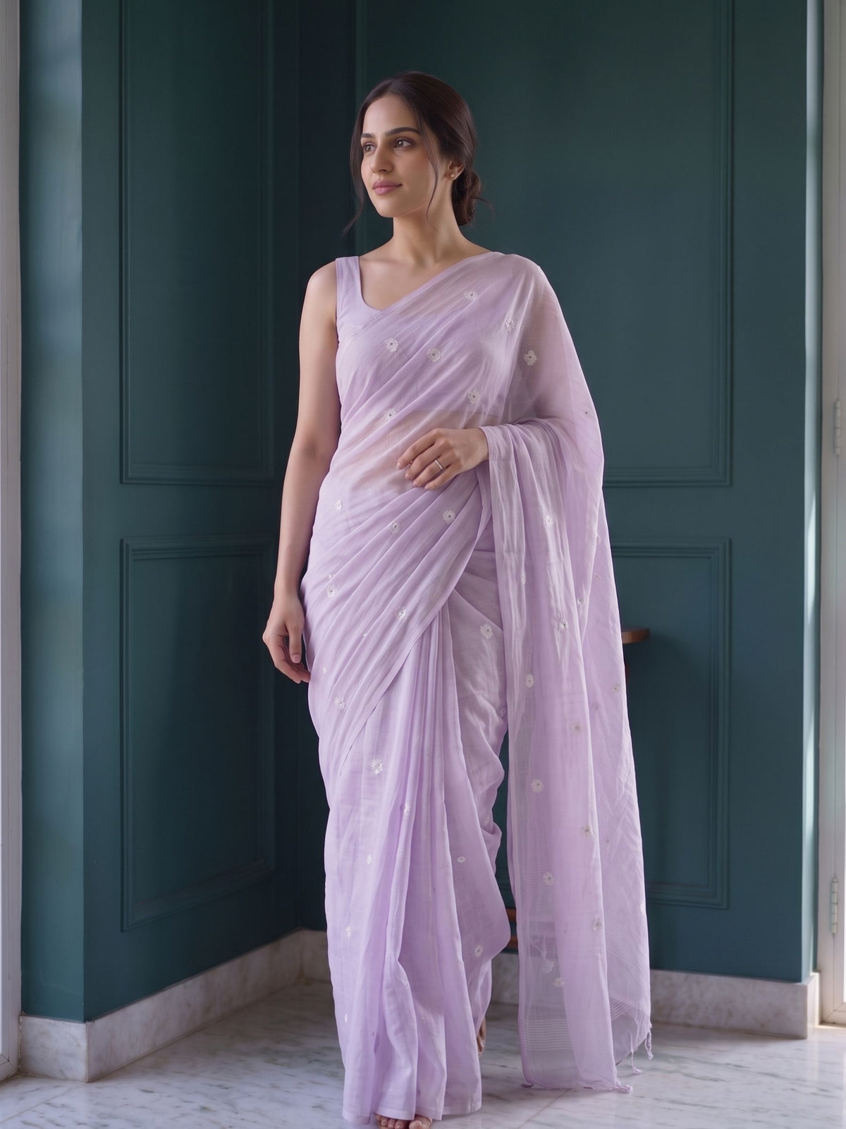 Lilac Bloom - Lavender Floral Original Dhakai Jamdani Saree