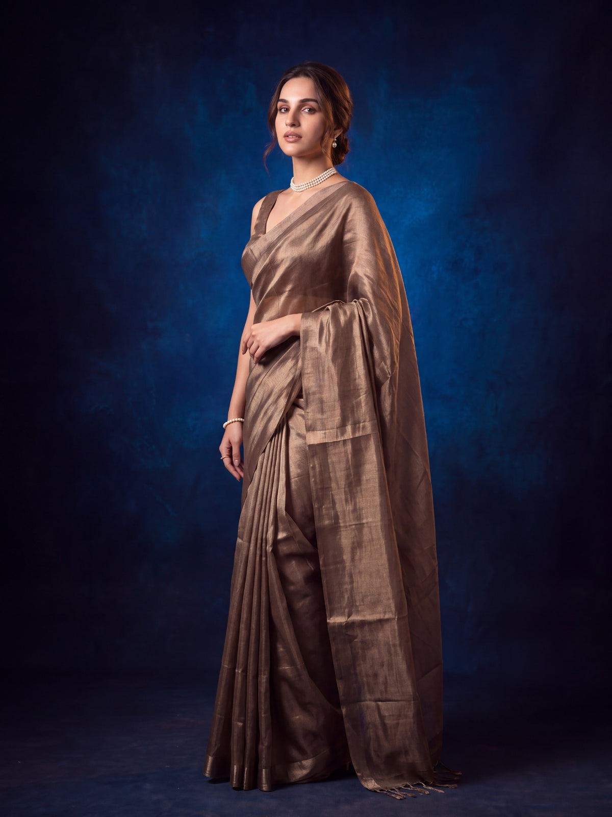 Ivara - Plain Bronze Handloom Tissue Saree