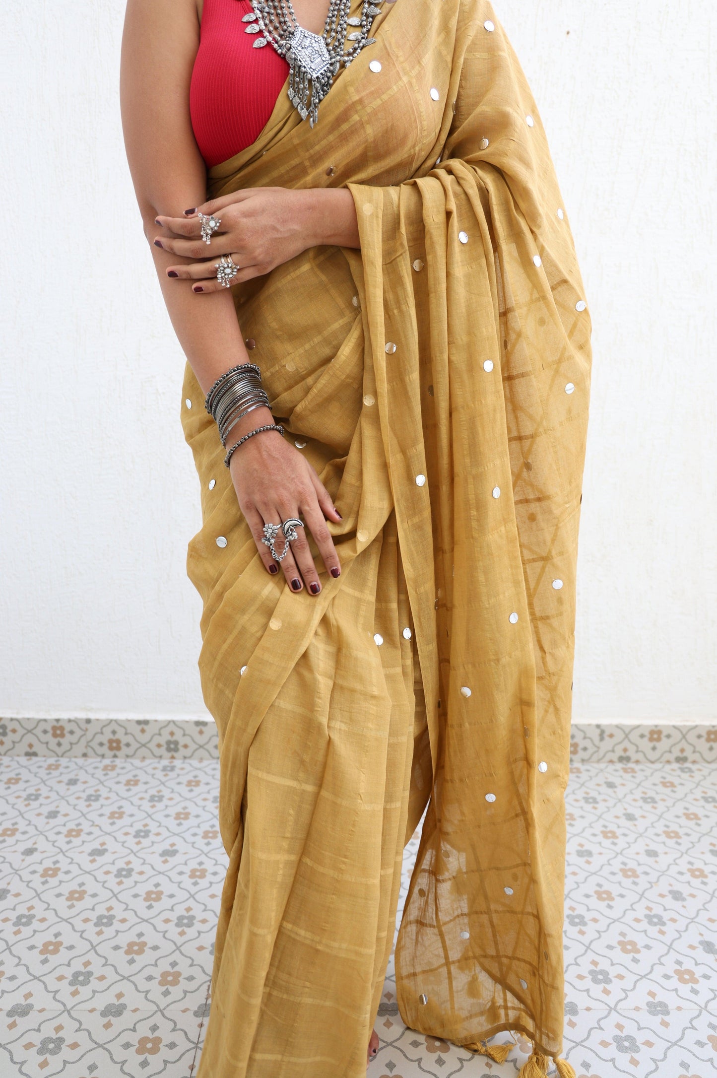 Almond Beige Mul Saree