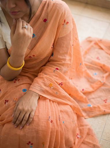 Gardenalia Peach - Embroidered Pure Mulmul Cotton Saree