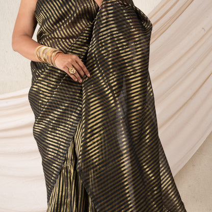 Saanjh Cotton Zari Saree