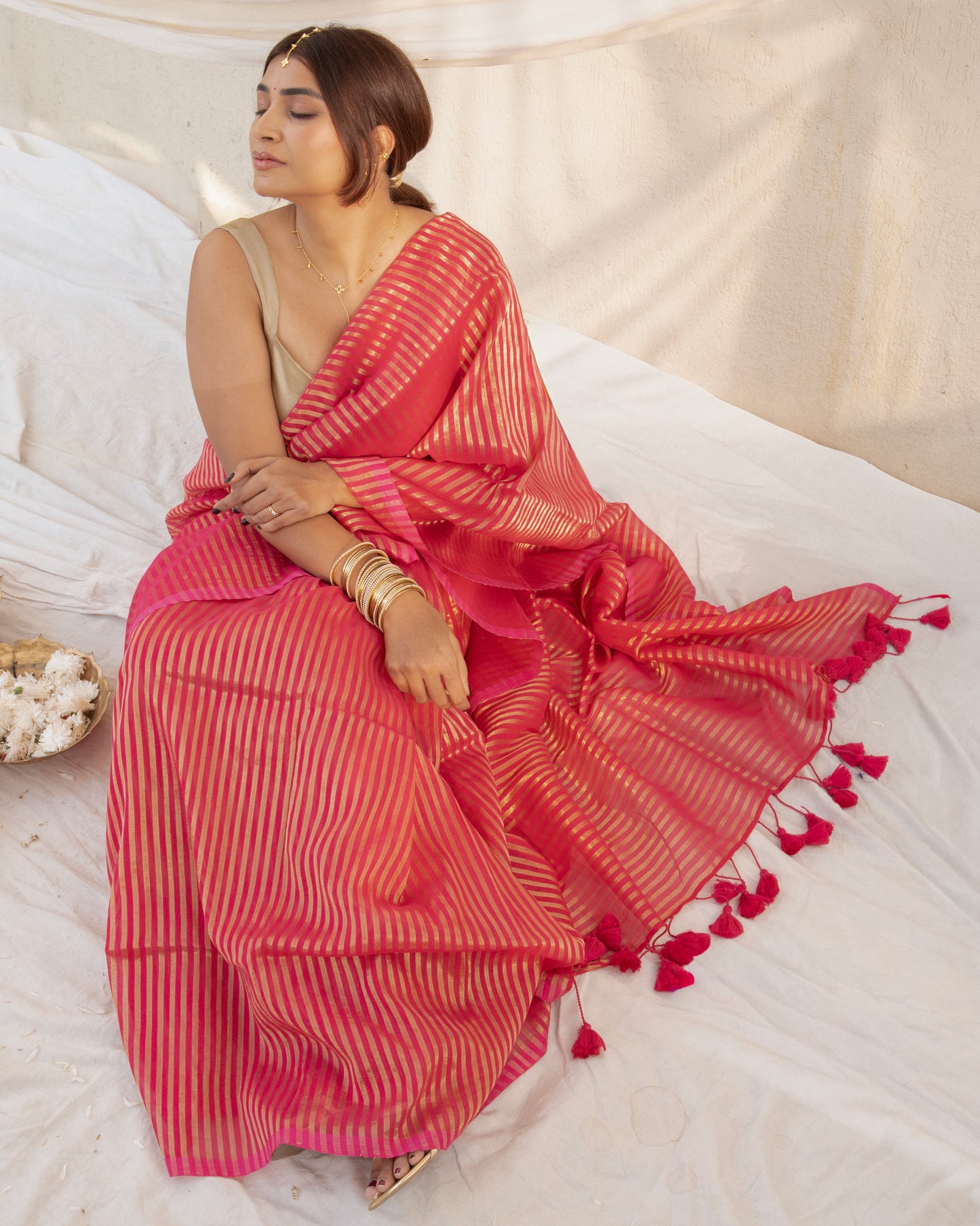 Arohi Gulabi Cotton Zari Saree