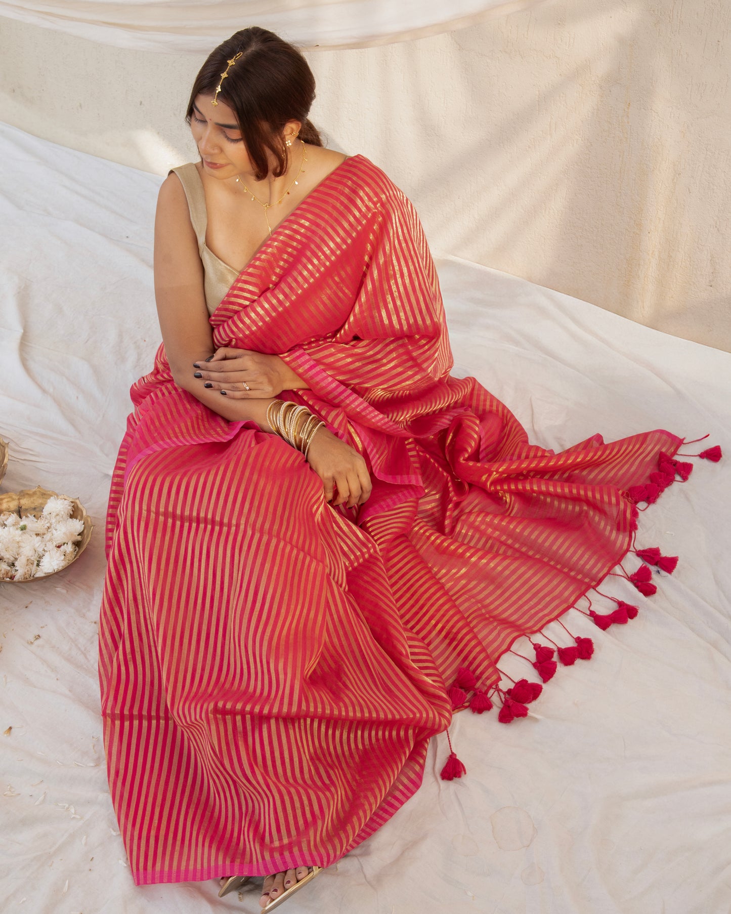 Arohi Gulabi Cotton Zari Saree