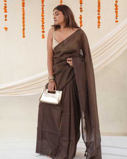 Desi Mocha Mul Saree