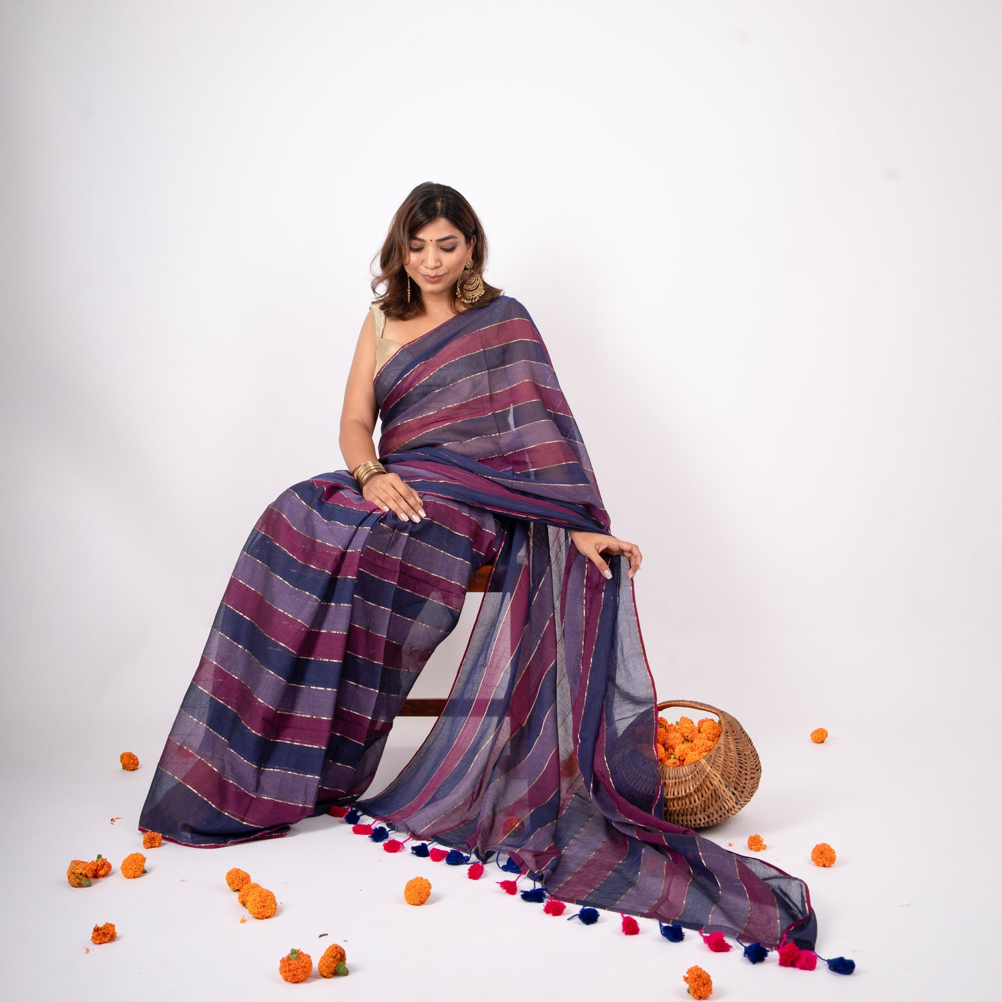 Gulnaar Mulmul Zari Saree