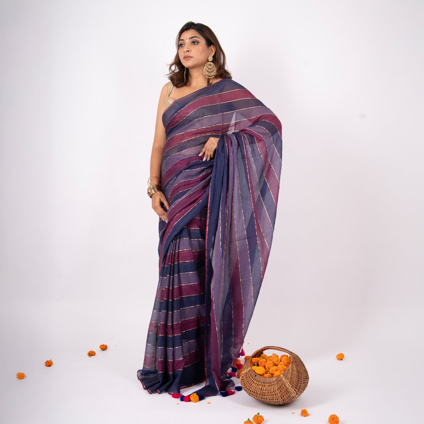 Gulnaar Mulmul Zari Saree