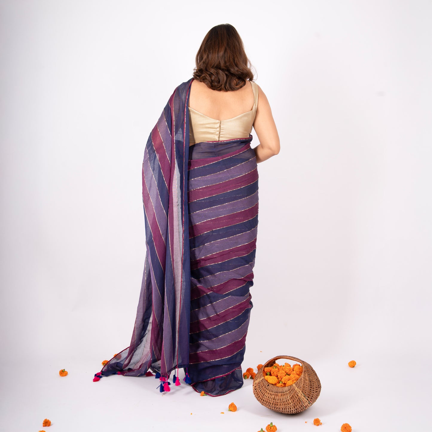 Gulnaar Mulmul Zari Saree