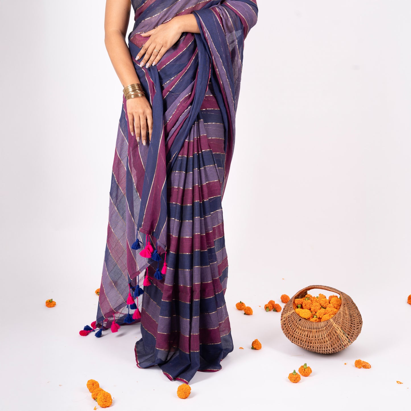 Gulnaar Mulmul Zari Saree