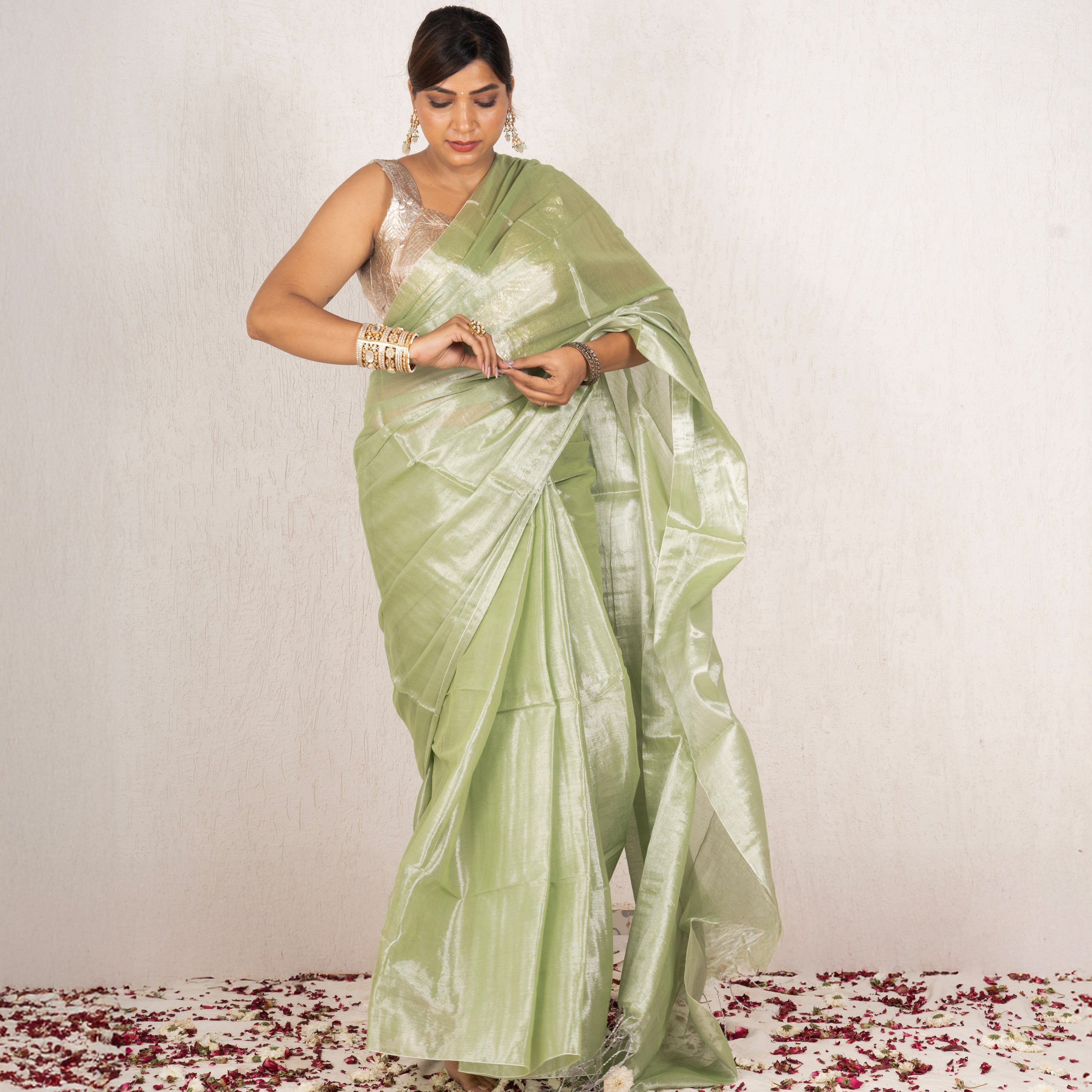 Zenya Mulmul Tissue Saree Thumbnail