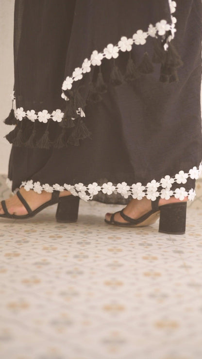 Nyx Fleur Mul Saree - Mayin India 