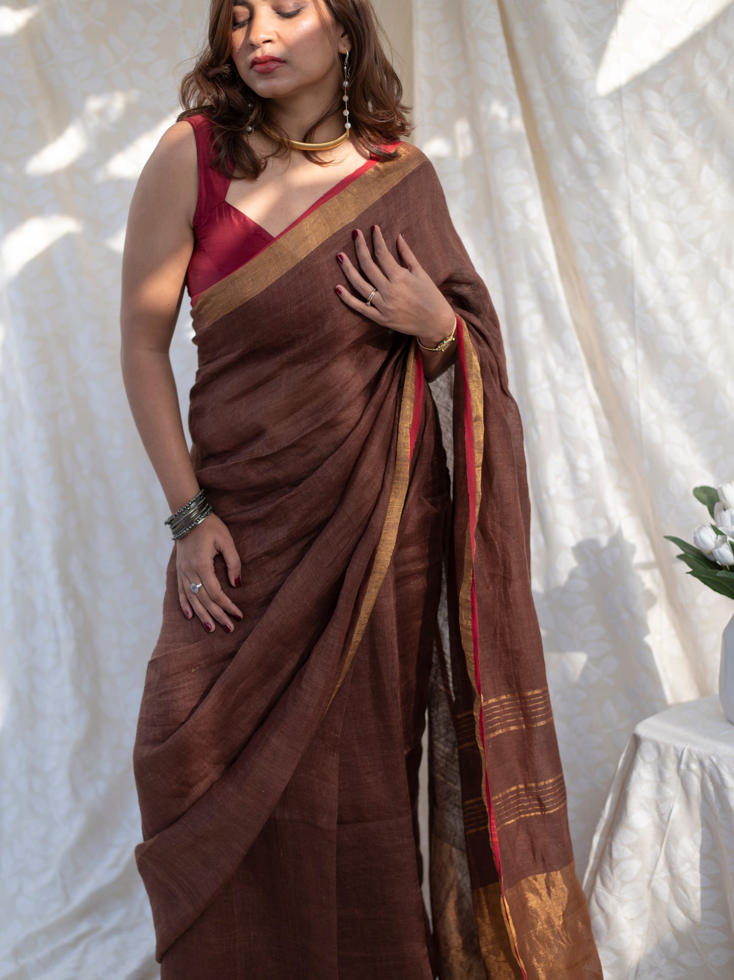 Double Espresso - Brown Pure Handloom Linen Saree with Zari Border