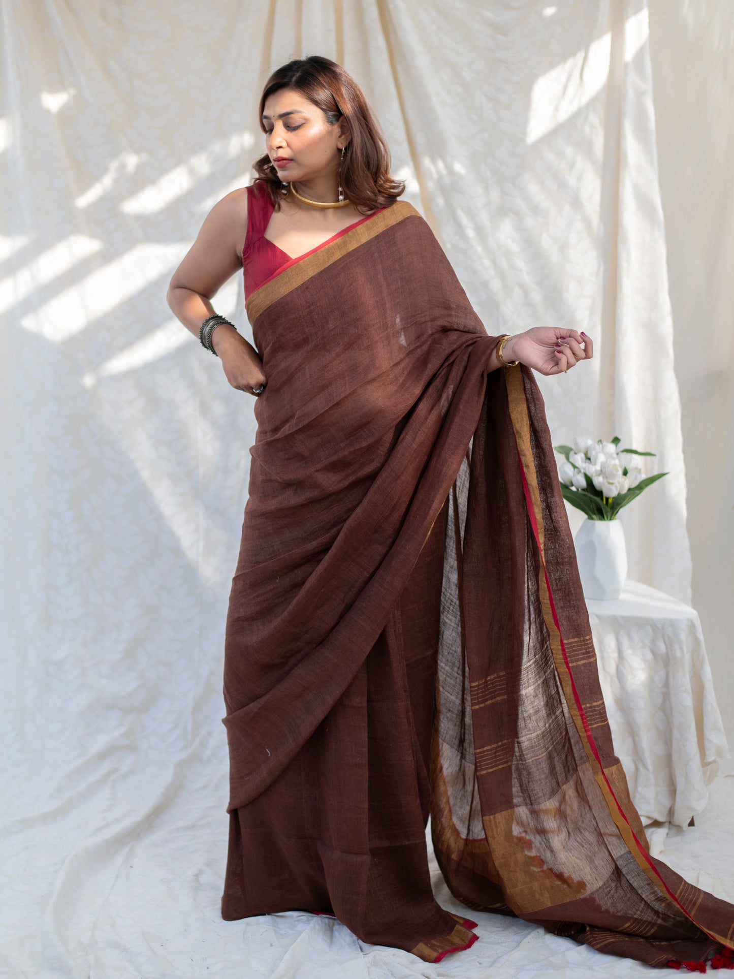 Double Espresso - Brown Pure Handloom Linen Saree with Zari Border