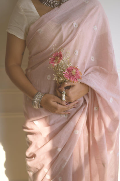 Shweta Muslin Handloom Jamdani Saree - Mayin India 