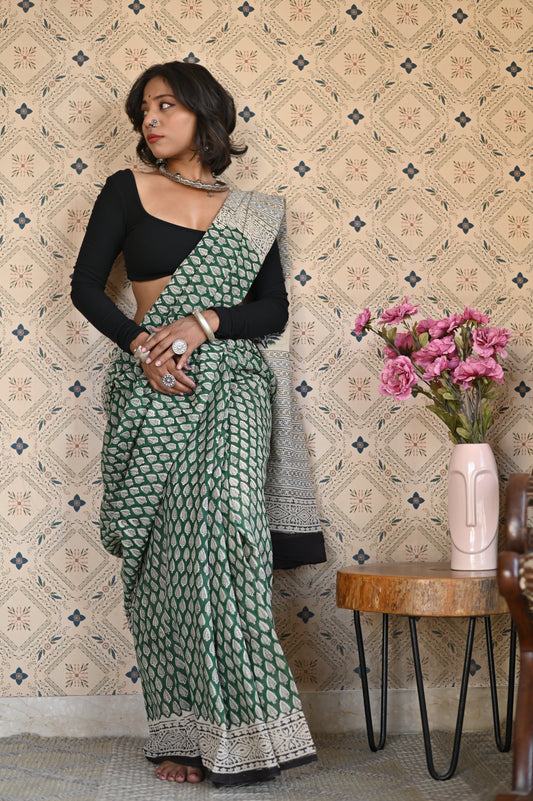Vana Bagru Mulmul Saree