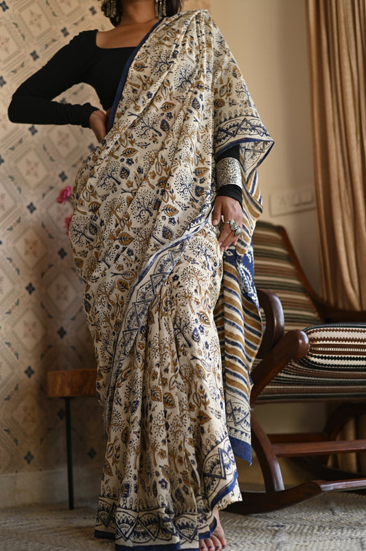 Amaltas Bagru Mulmul Saree