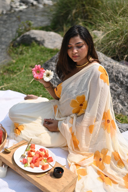 Velvet Leaf Mulmul Saree