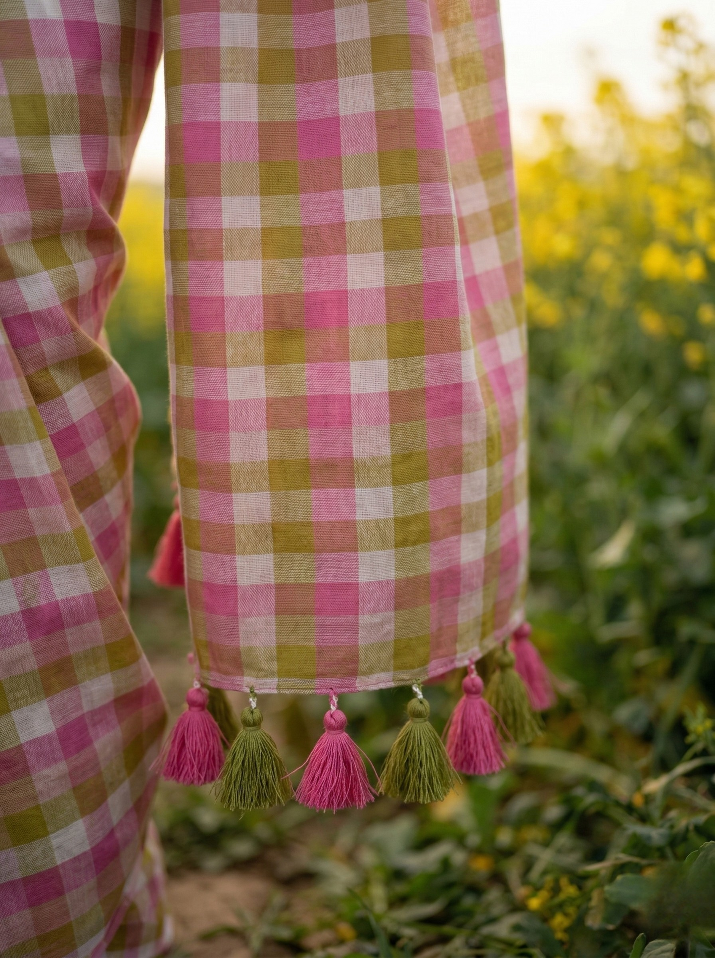 Morning Dew - Pink Lime Gingham Mulmul Cotton Saree