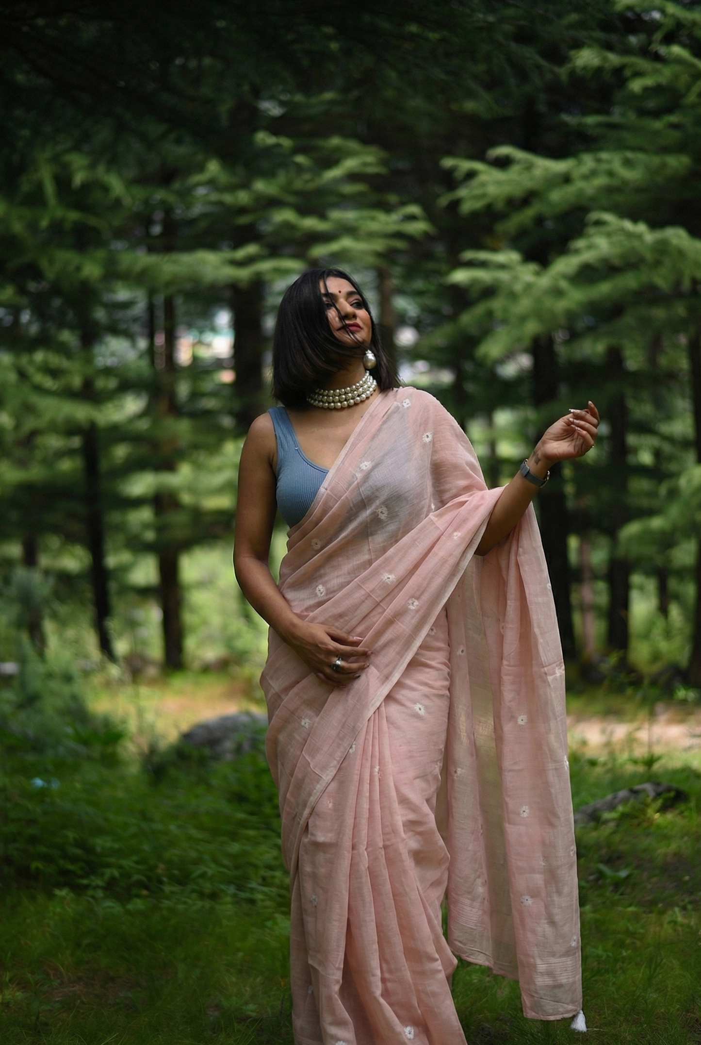 Feather Pink Muslin Handloom Jamdani Saree