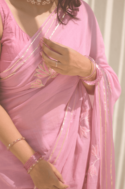 Mauve Kiss Mul Saree - Mayin India 