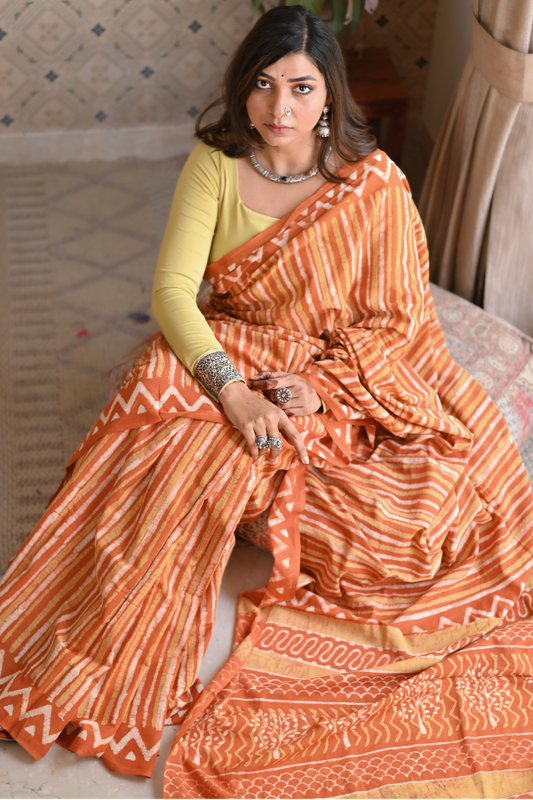 Mitti Dabu Mulmul Saree