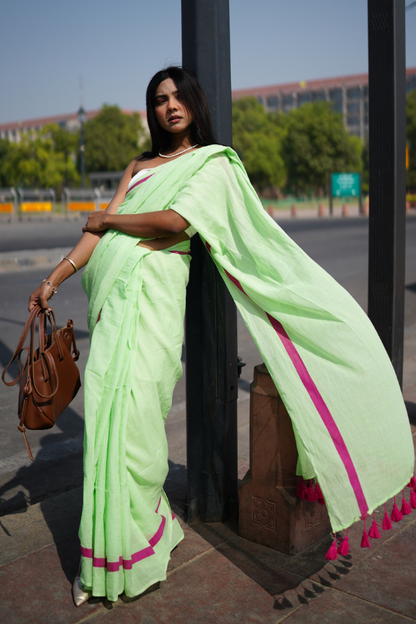 The Minimalist Mul Saree