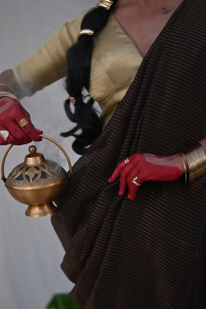 Desi Mocha Mul Saree